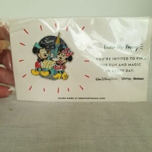 Disney X Kleenex Huggies Pin